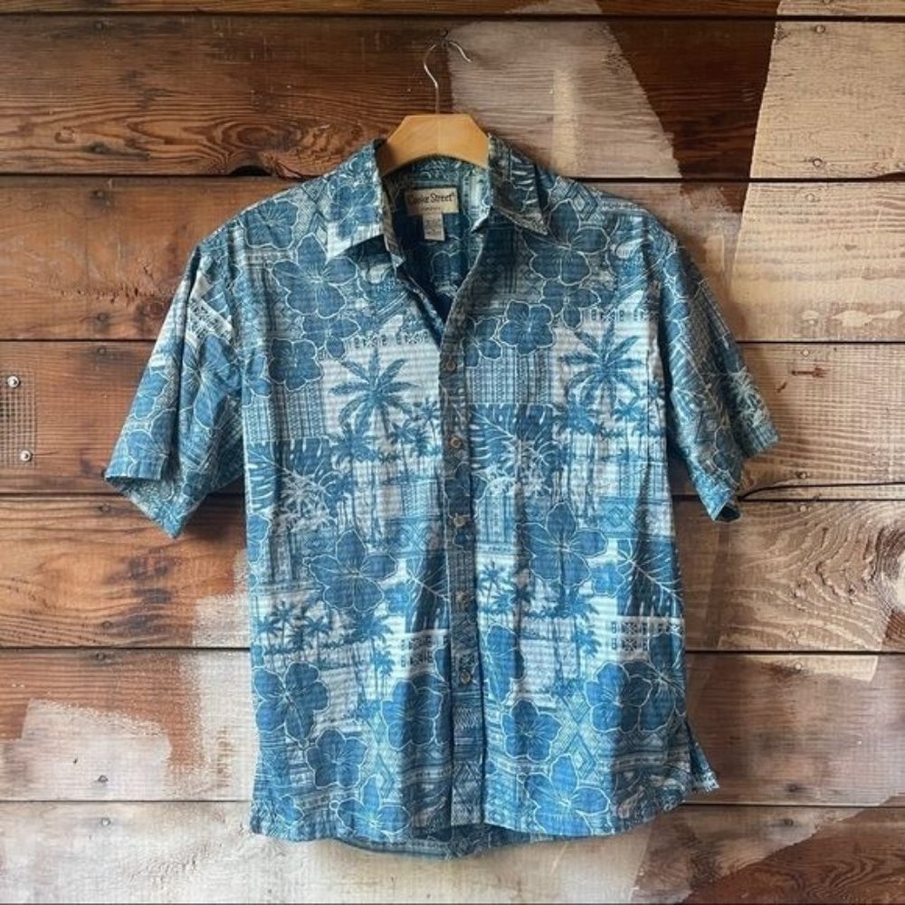 Vintage 70’s 80’s Blue & White Hawaiian Shirt Button Up Short Sleeves Cotton